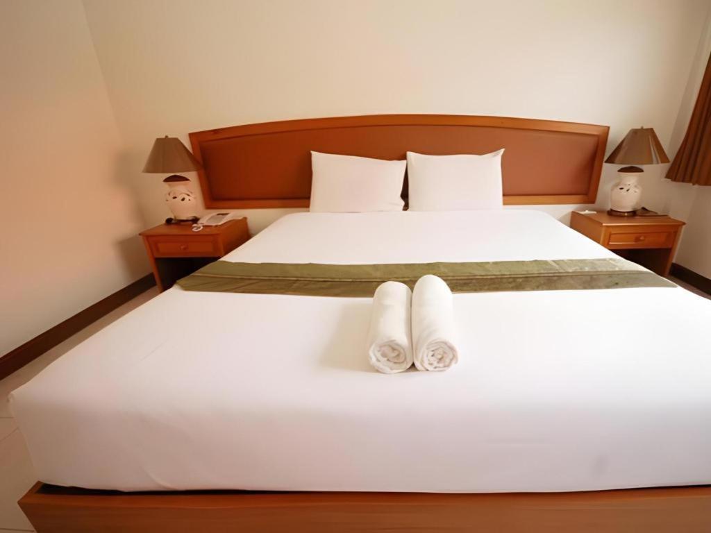 Golden Land Hotel Chiang Rai Bagian luar foto