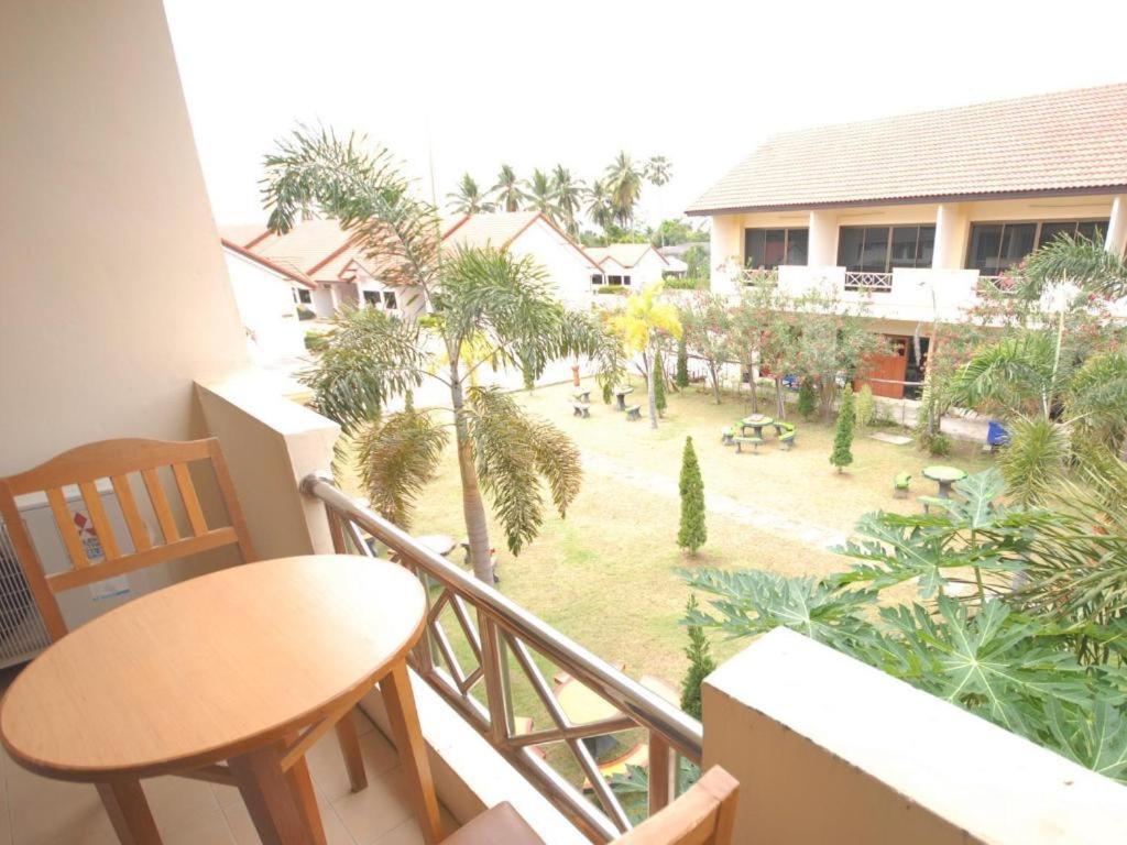 Golden Land Hotel Chiang Rai Bagian luar foto